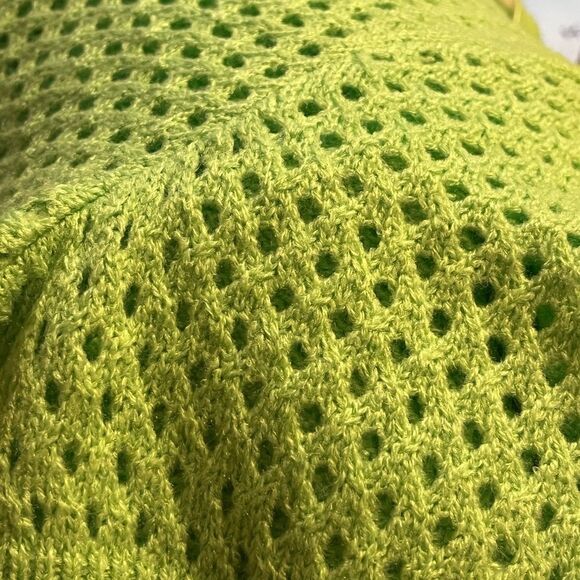 Divided Green Boxy Crop Sweater - Picture 8 of 11